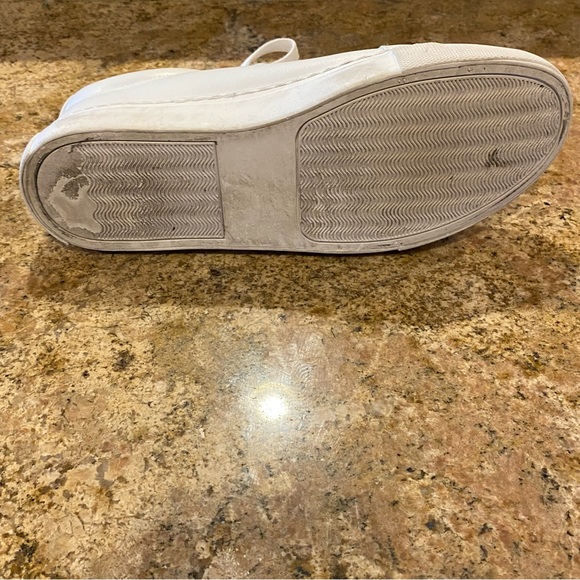 Express Shoes Mens Comfort Sneakers White Faux Leather Lace Up Low Top Size 9.5 - Picture 6 of 12